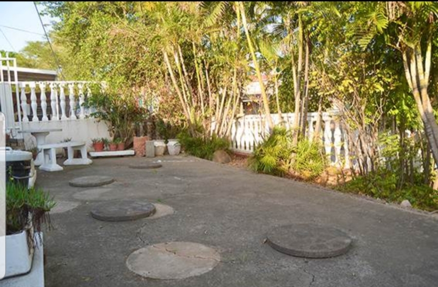 3 Bedroom Property for Sale in Northcroft KwaZulu-Natal