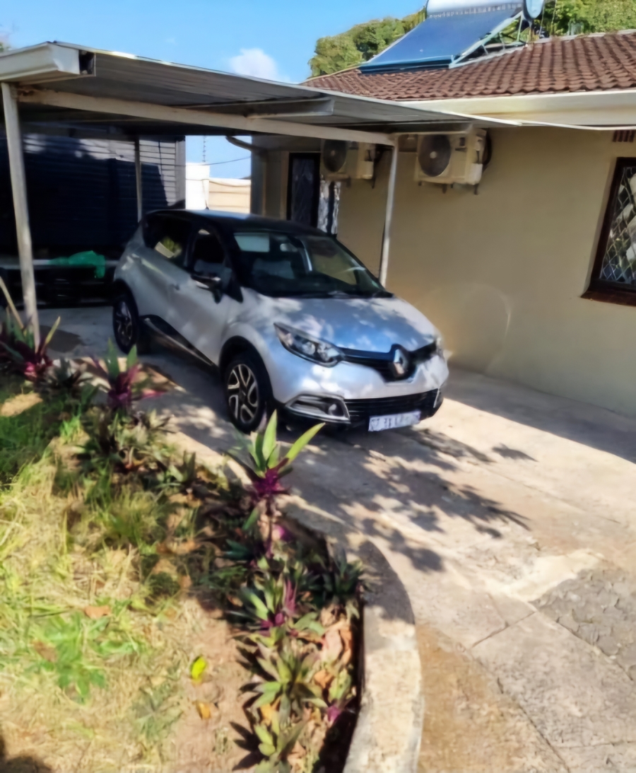 2 Bedroom Property for Sale in Sherwood KwaZulu-Natal