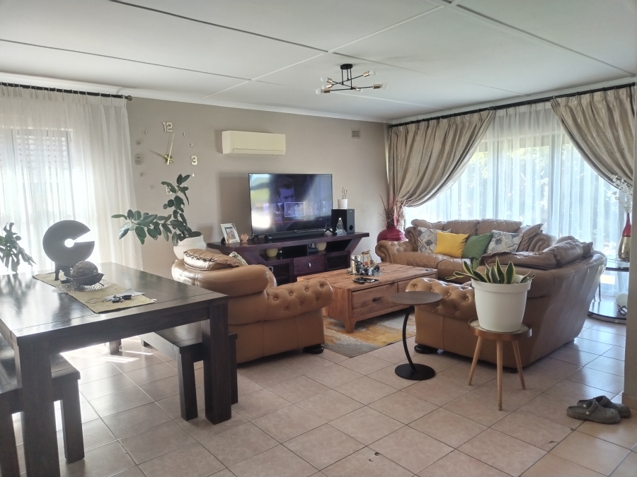 3 Bedroom Property for Sale in Illovo Glen KwaZulu-Natal