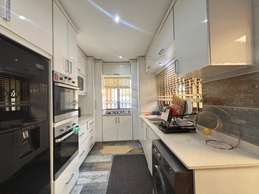 3 Bedroom Property for Sale in Glen Anil KwaZulu-Natal