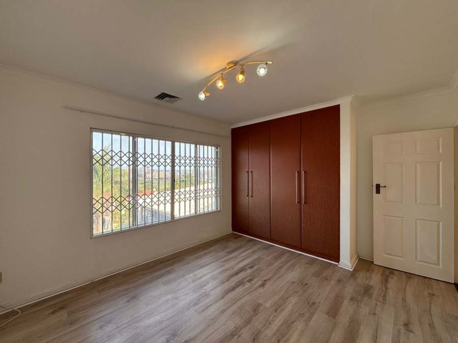 4 Bedroom Property for Sale in Essenwood KwaZulu-Natal