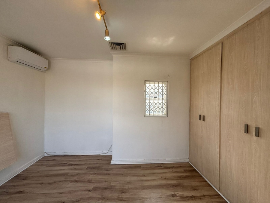 4 Bedroom Property for Sale in Essenwood KwaZulu-Natal