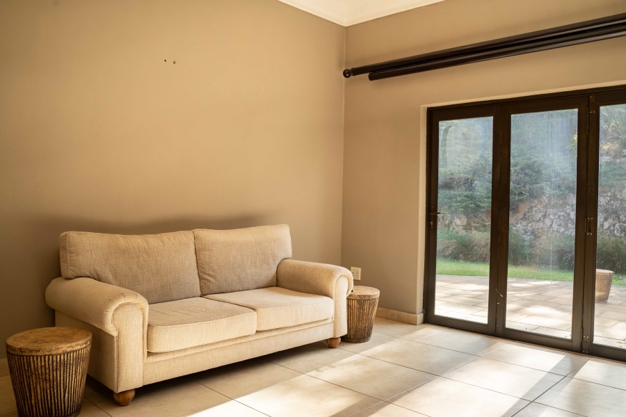 5 Bedroom Property for Sale in Kloof KwaZulu-Natal