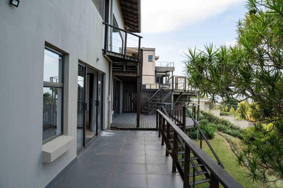 5 Bedroom Property for Sale in Kloof KwaZulu-Natal