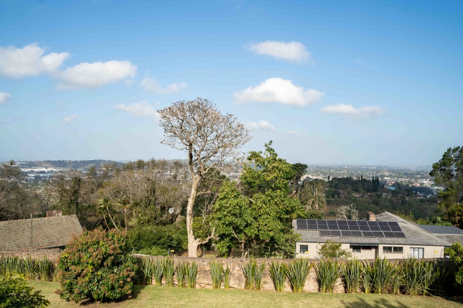 5 Bedroom Property for Sale in Kloof KwaZulu-Natal