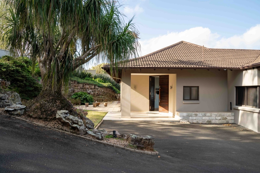 5 Bedroom Property for Sale in Kloof KwaZulu-Natal