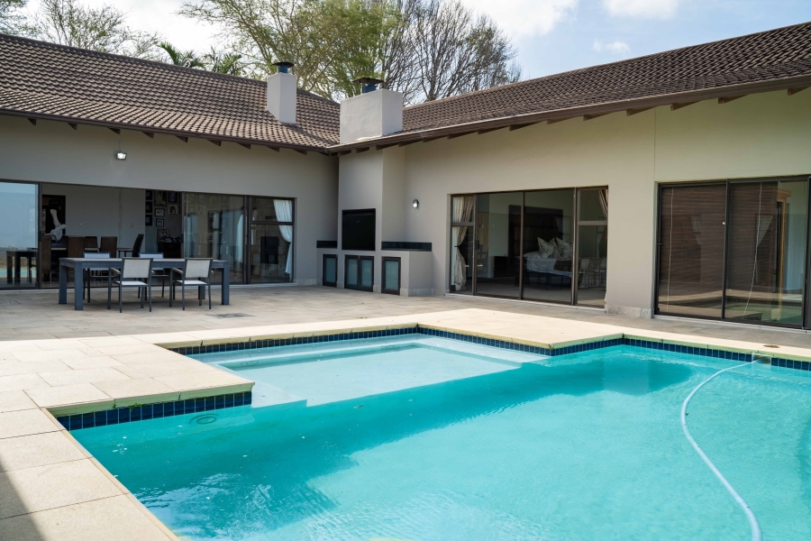 5 Bedroom Property for Sale in Kloof KwaZulu-Natal