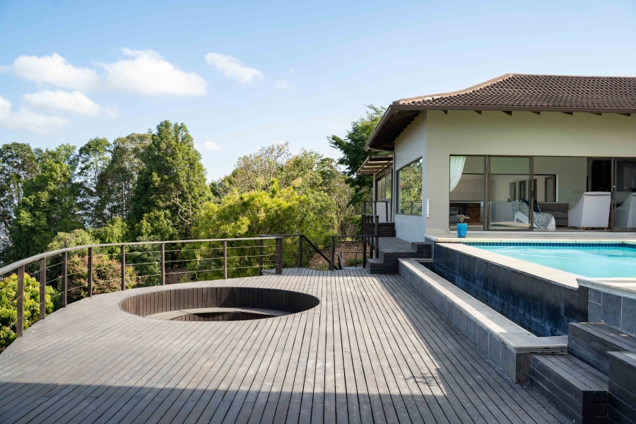 5 Bedroom Property for Sale in Kloof KwaZulu-Natal