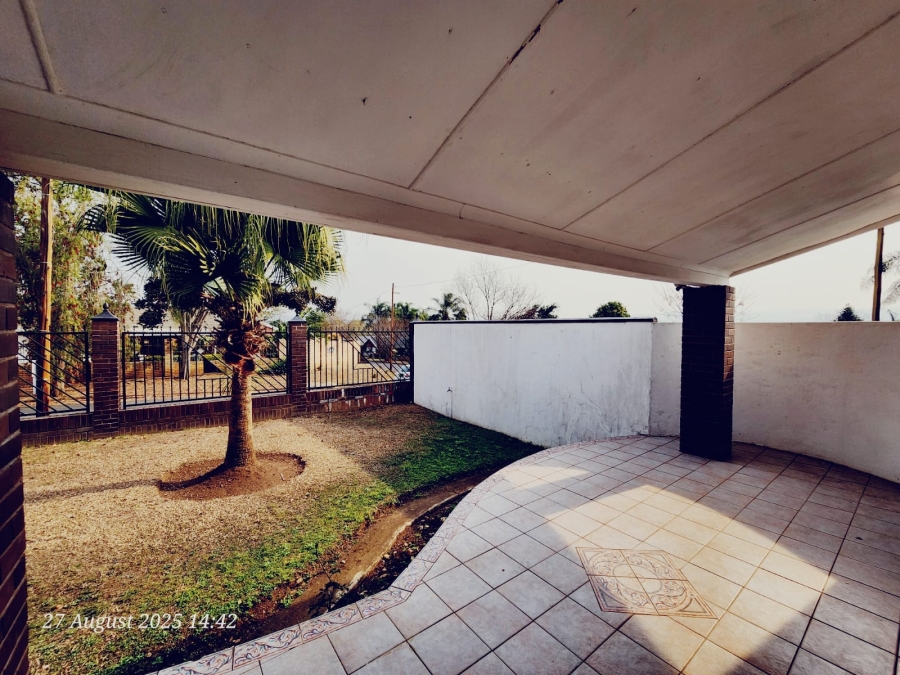 To Let 4 Bedroom Property for Rent in Hayfields KwaZulu-Natal