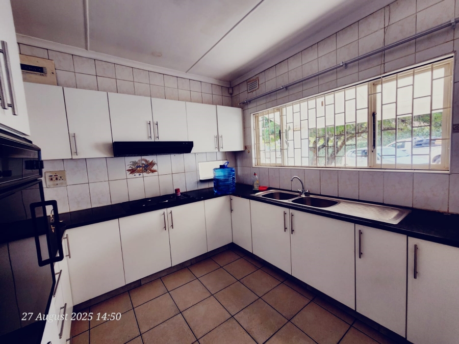 To Let 4 Bedroom Property for Rent in Hayfields KwaZulu-Natal