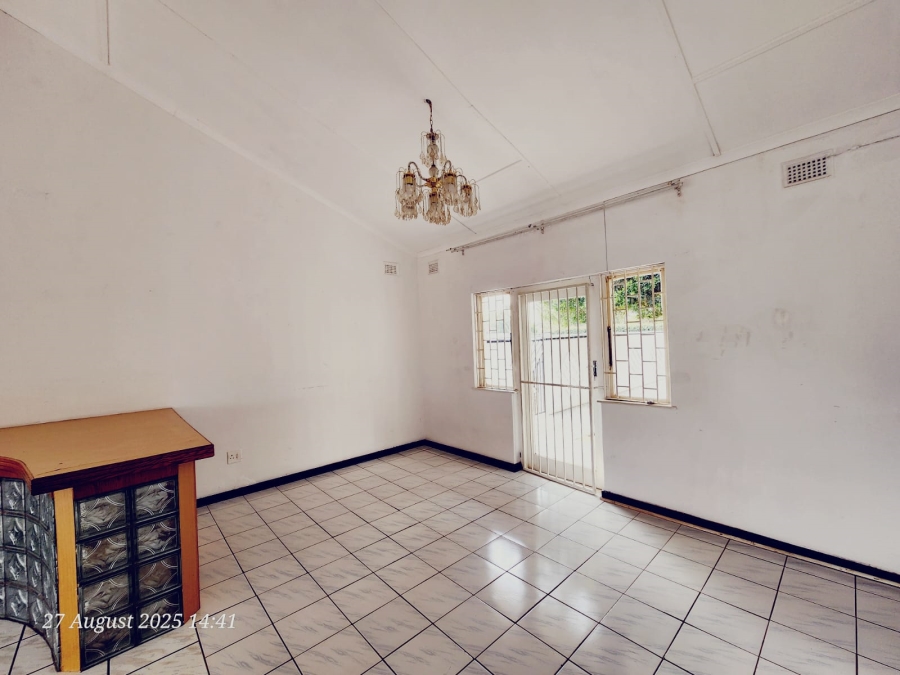 To Let 4 Bedroom Property for Rent in Hayfields KwaZulu-Natal