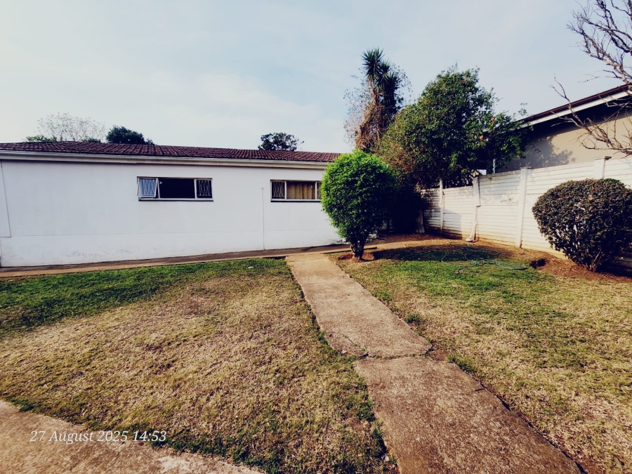 To Let 4 Bedroom Property for Rent in Hayfields KwaZulu-Natal