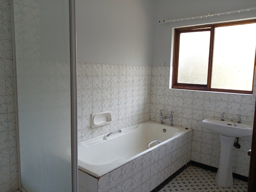 4 Bedroom Property for Sale in Fairview KwaZulu-Natal