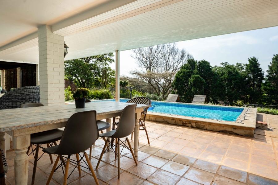 5 Bedroom Property for Sale in Kloof KwaZulu-Natal