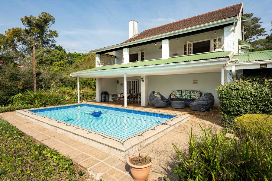 5 Bedroom Property for Sale in Kloof KwaZulu-Natal