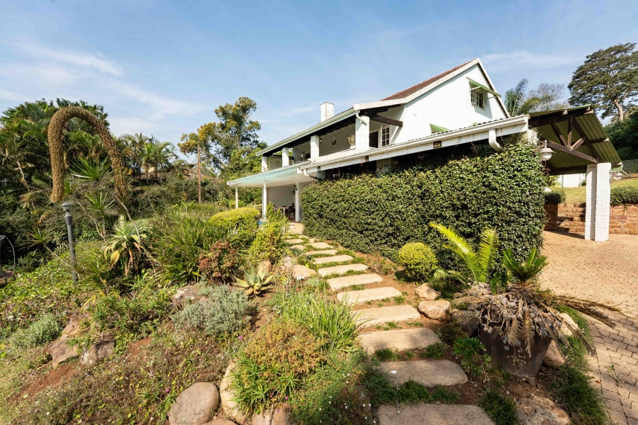 5 Bedroom Property for Sale in Kloof KwaZulu-Natal