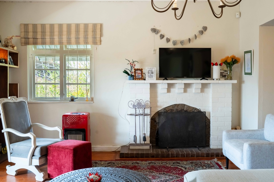 5 Bedroom Property for Sale in Kloof KwaZulu-Natal