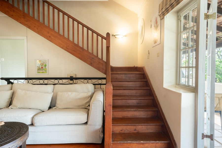 5 Bedroom Property for Sale in Kloof KwaZulu-Natal