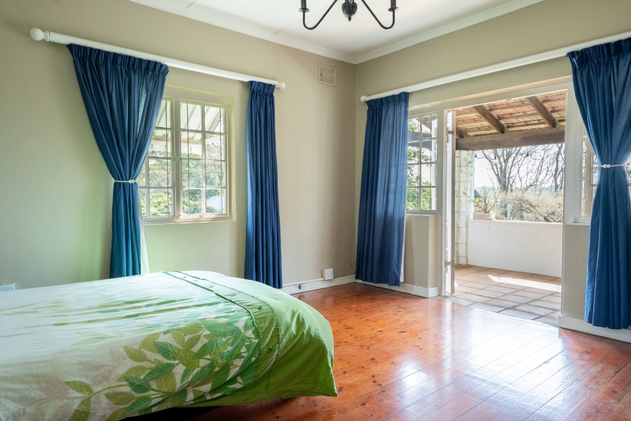 5 Bedroom Property for Sale in Kloof KwaZulu-Natal