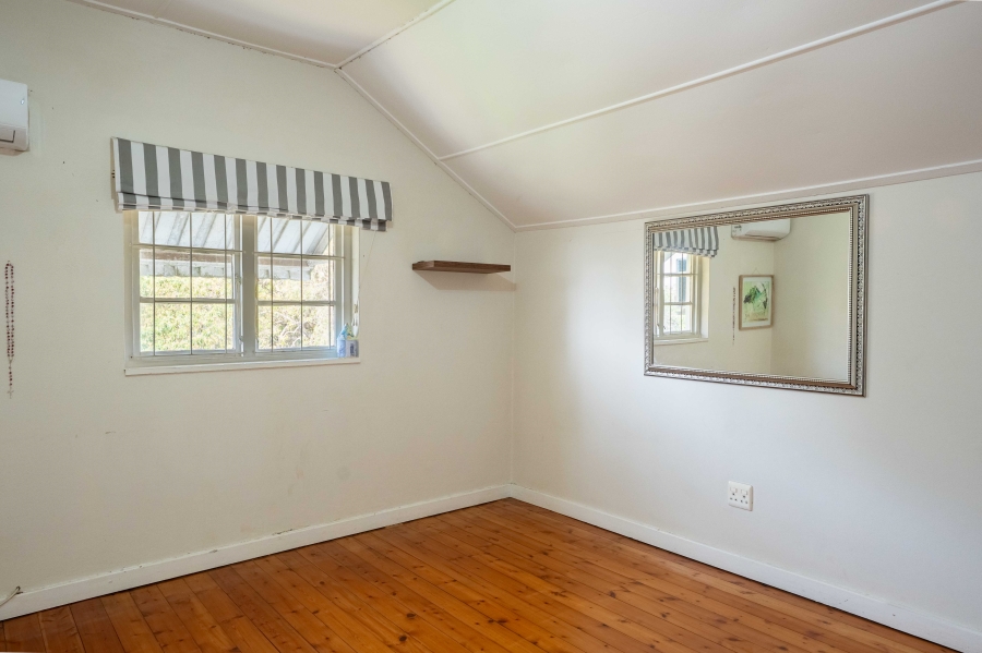 5 Bedroom Property for Sale in Kloof KwaZulu-Natal