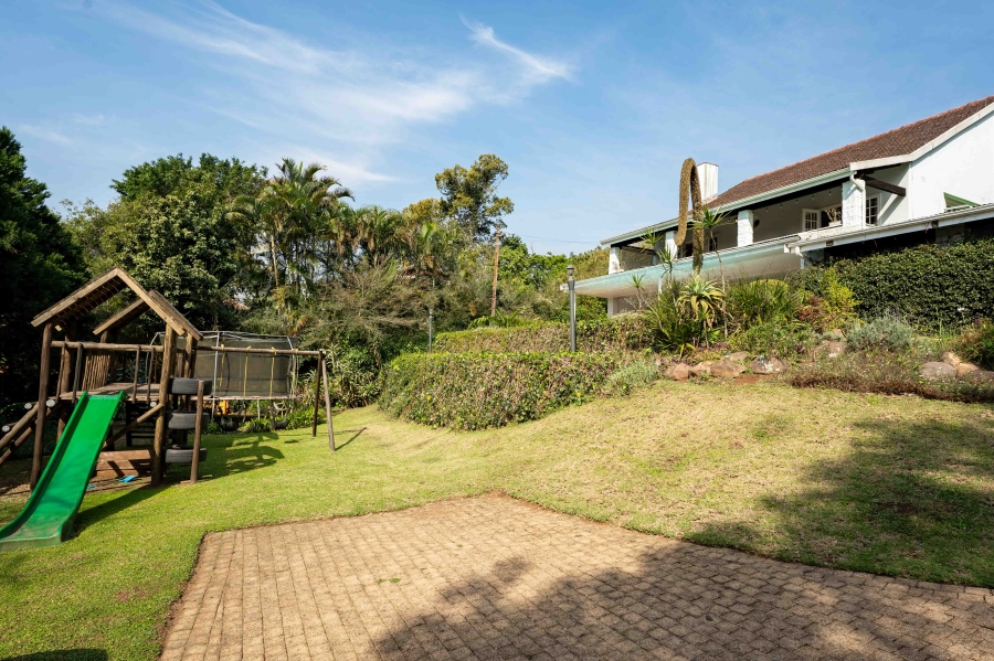 5 Bedroom Property for Sale in Kloof KwaZulu-Natal