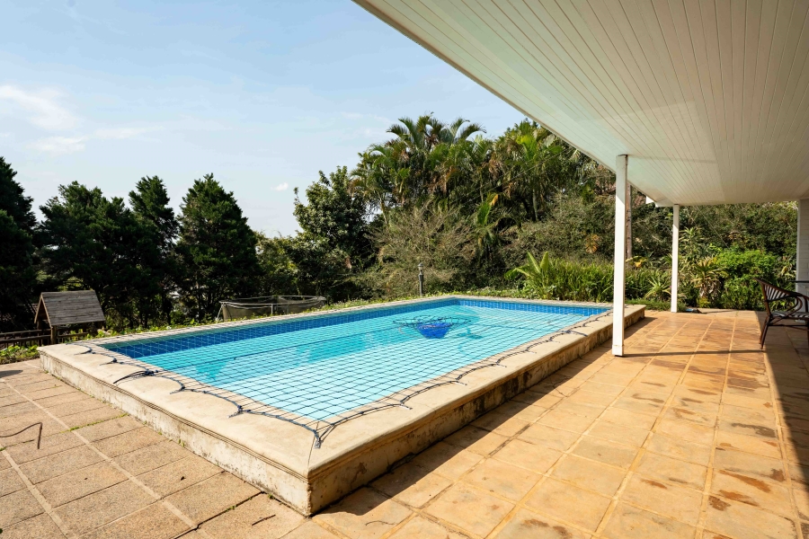 5 Bedroom Property for Sale in Kloof KwaZulu-Natal