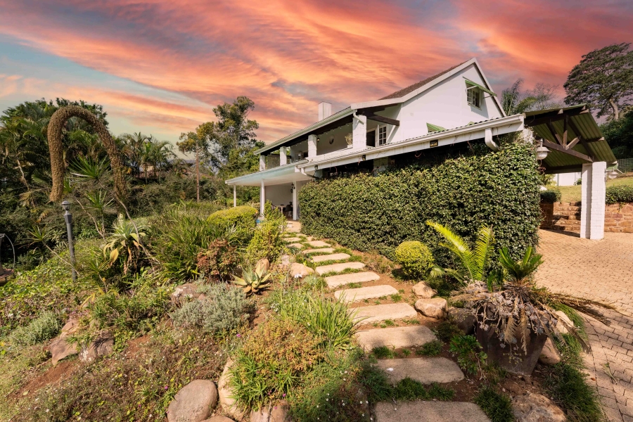 5 Bedroom Property for Sale in Kloof KwaZulu-Natal