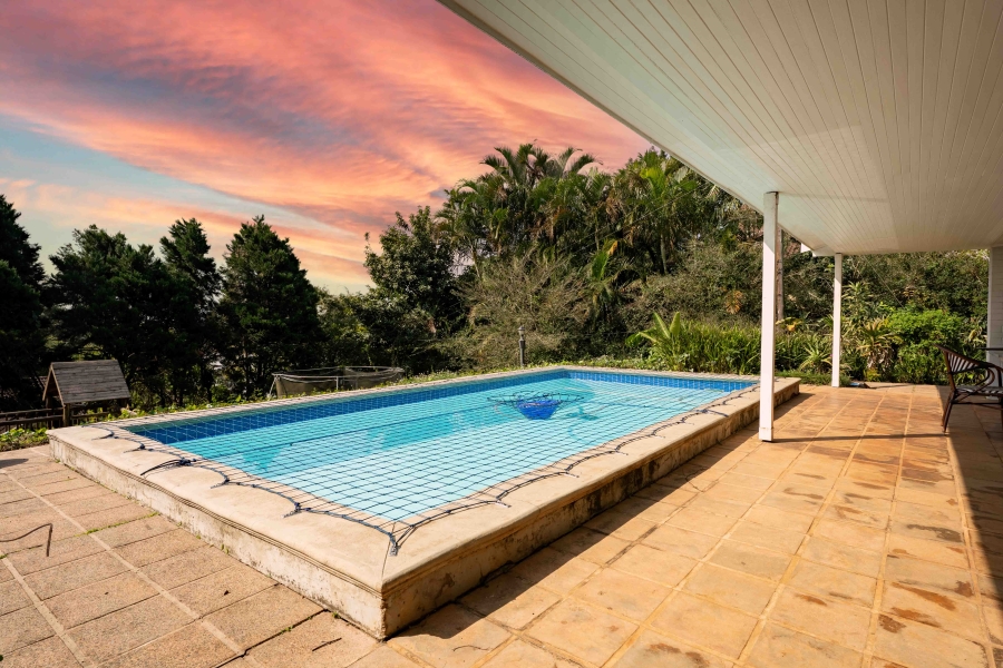 5 Bedroom Property for Sale in Kloof KwaZulu-Natal