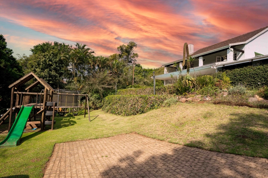 5 Bedroom Property for Sale in Kloof KwaZulu-Natal