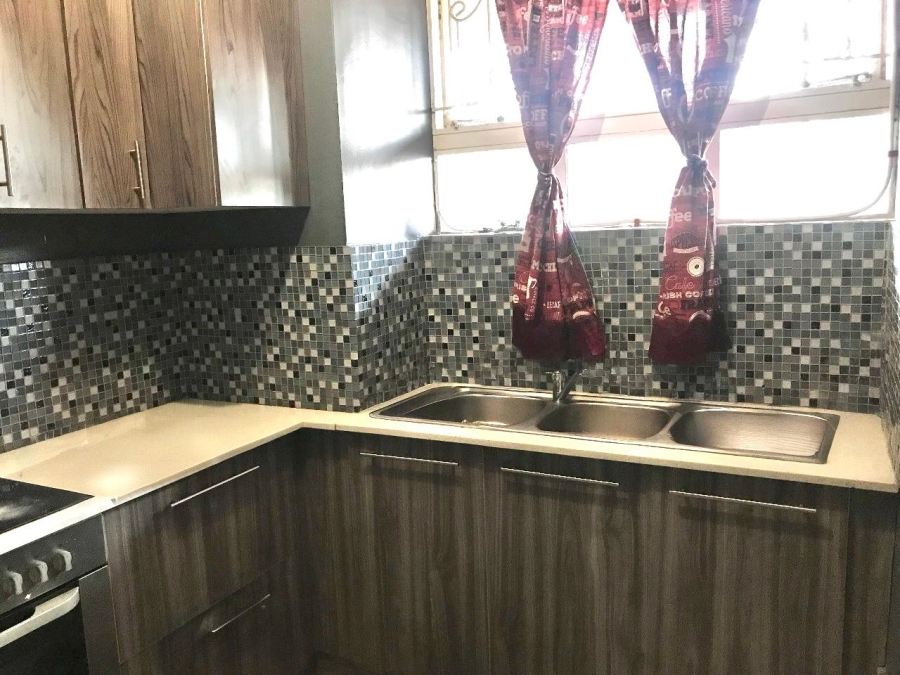 2 Bedroom Property for Sale in Glenwood KwaZulu-Natal