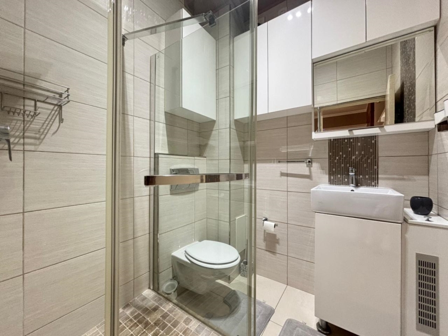 2 Bedroom Property for Sale in Umhlanga KwaZulu-Natal