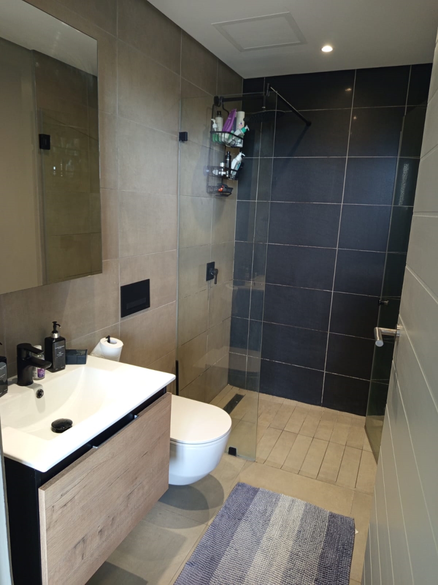 2 Bedroom Property for Sale in La Lucia KwaZulu-Natal