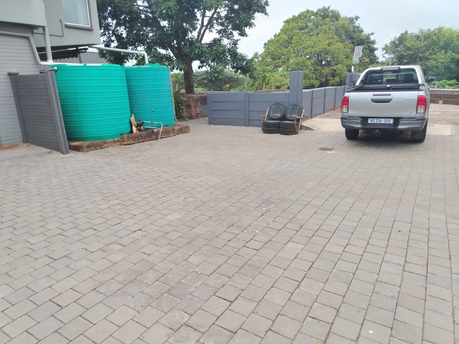 5 Bedroom Property for Sale in Ocean View KwaZulu-Natal