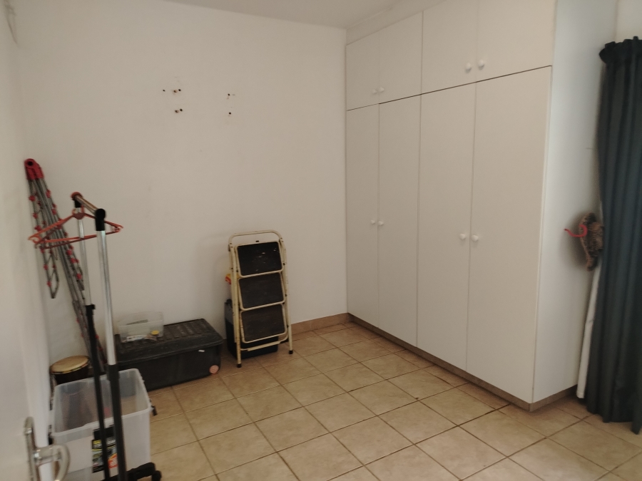 5 Bedroom Property for Sale in Ocean View KwaZulu-Natal
