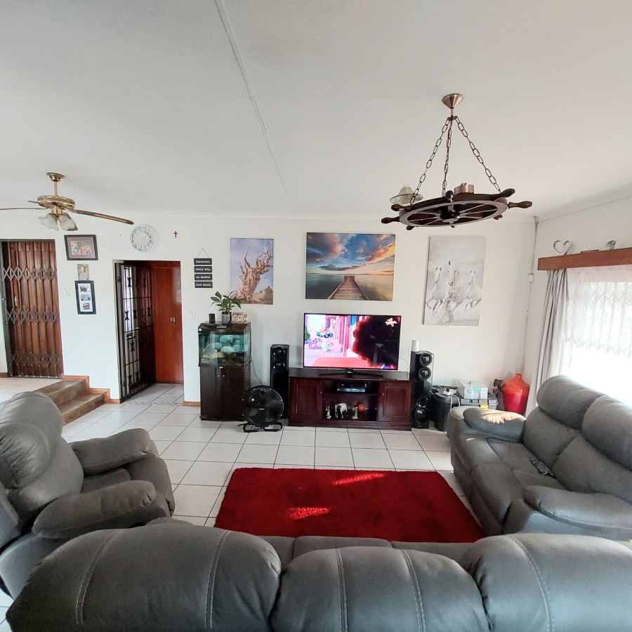 3 Bedroom Property for Sale in Hayfields KwaZulu-Natal