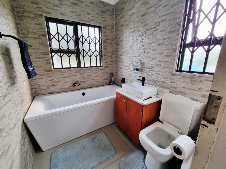 3 Bedroom Property for Sale in Empangeni Central KwaZulu-Natal