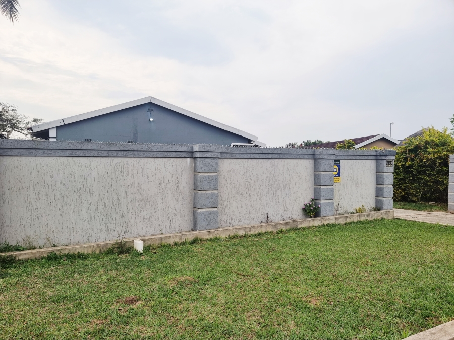 3 Bedroom Property for Sale in Empangeni Central KwaZulu-Natal