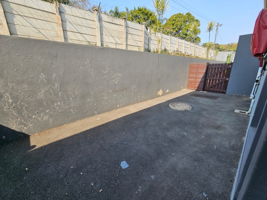 To Let 3 Bedroom Property for Rent in Amanzimtoti KwaZulu-Natal