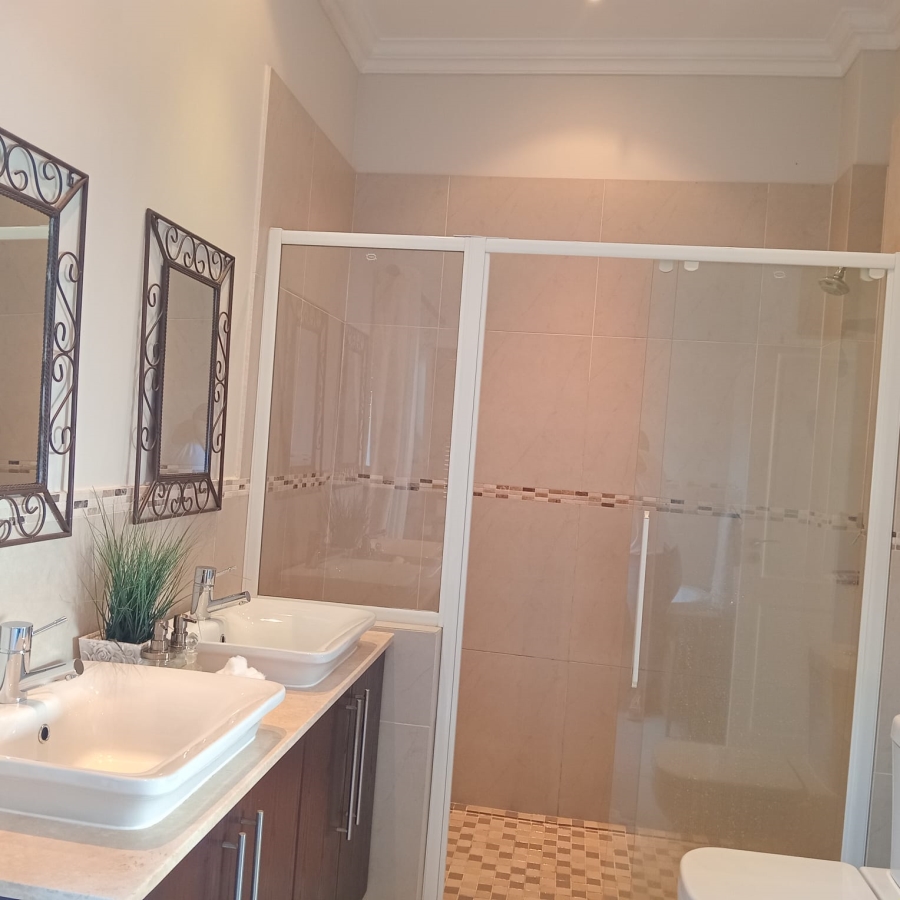 3 Bedroom Property for Sale in Izinga KwaZulu-Natal