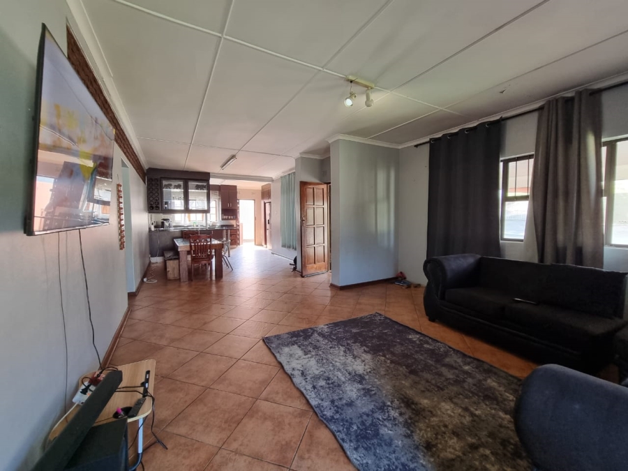 To Let 3 Bedroom Property for Rent in Kildare KwaZulu-Natal
