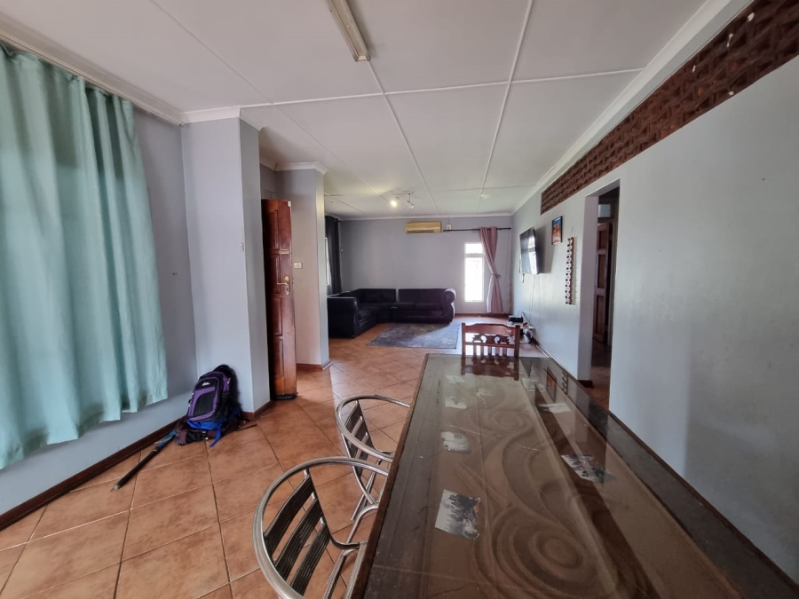 To Let 3 Bedroom Property for Rent in Kildare KwaZulu-Natal