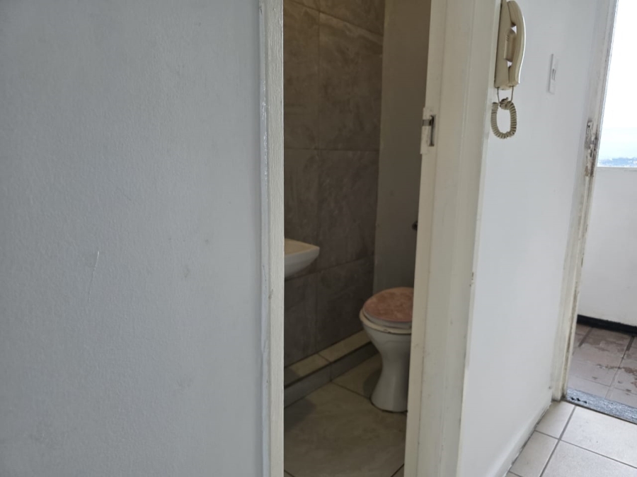 1 Bedroom Property for Sale in Durban Central KwaZulu-Natal