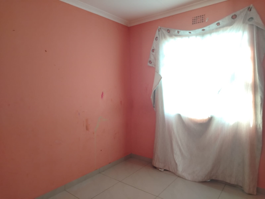 3 Bedroom Property for Sale in Ngwelezana KwaZulu-Natal