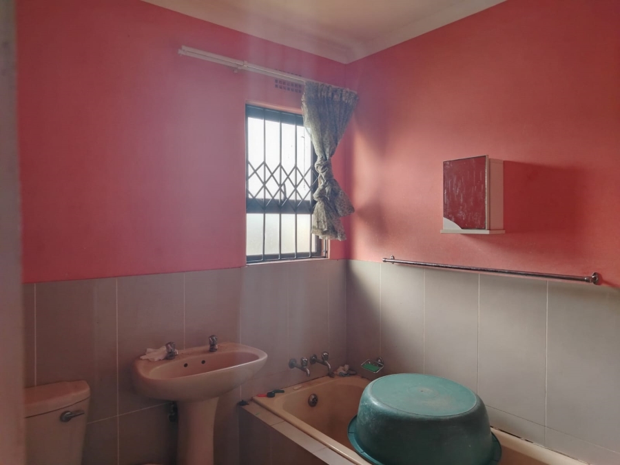 3 Bedroom Property for Sale in Ngwelezana KwaZulu-Natal