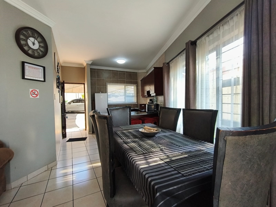 3 Bedroom Property for Sale in Uvongo Beach KwaZulu-Natal