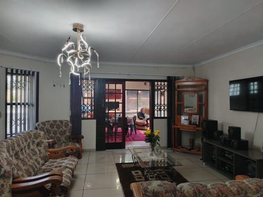 4 Bedroom Property for Sale in Birdswood KwaZulu-Natal