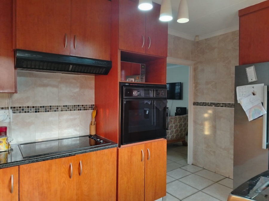 4 Bedroom Property for Sale in Birdswood KwaZulu-Natal