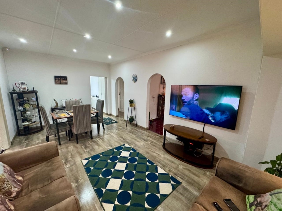 3 Bedroom Property for Sale in Orient Heights KwaZulu-Natal
