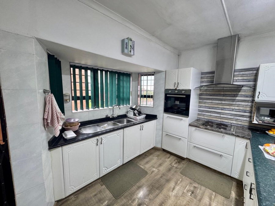 3 Bedroom Property for Sale in Orient Heights KwaZulu-Natal