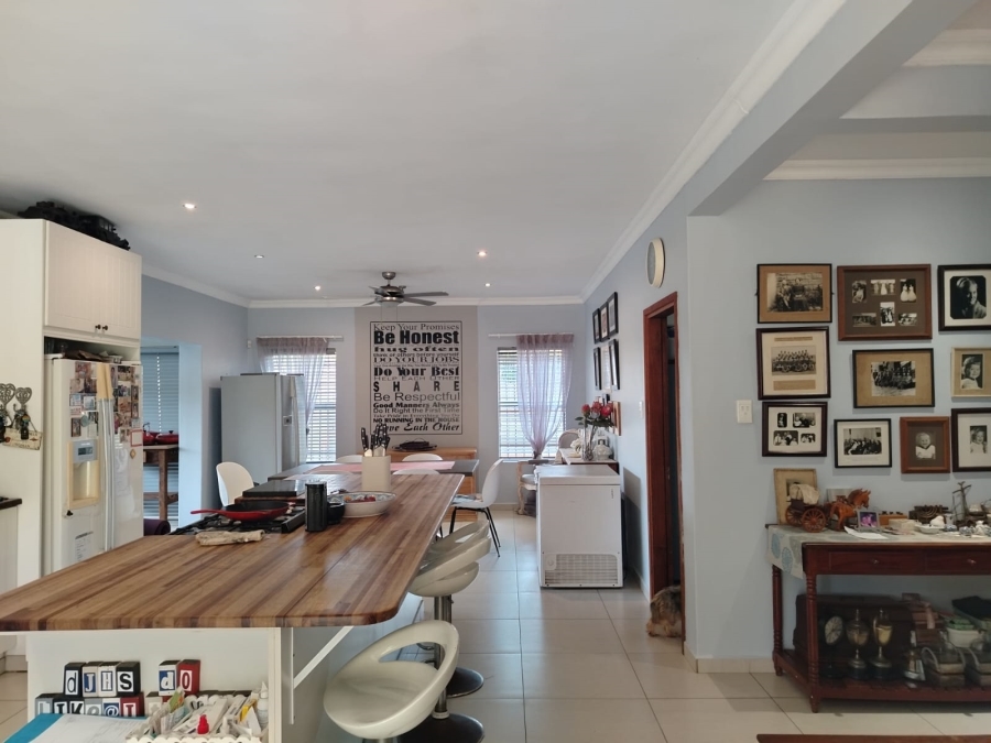 4 Bedroom Property for Sale in Meer En See KwaZulu-Natal